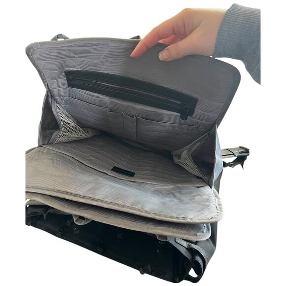 Lo & Sons Prospect Backpack Briefcase with insert black cow leather polyester - Picture 10 of 14